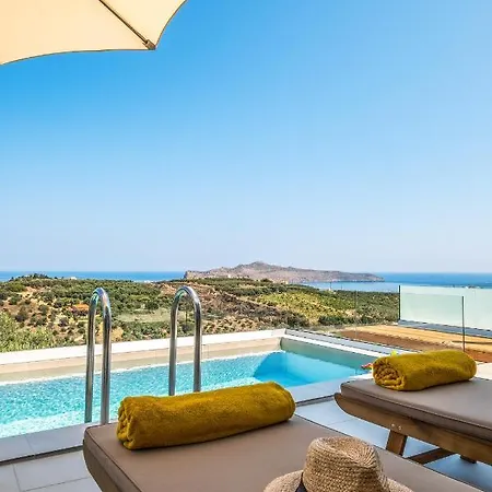 Evora * Chania (Crete)